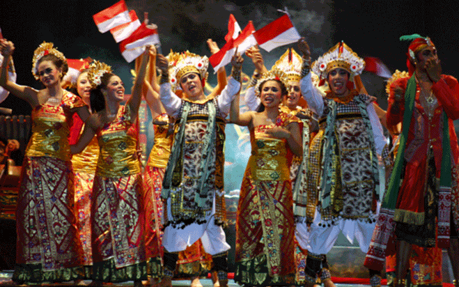 Kondisi Alam Menyebabkan Keberagaman Masyarakat Indonesia