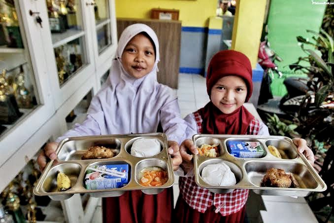 Makan Bergizi Gratis Resmi Dimulai Hari Ini Serentak 190 Titik